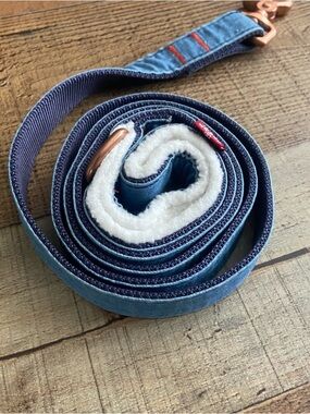 Levi’s Denim Padded Dog Leash L